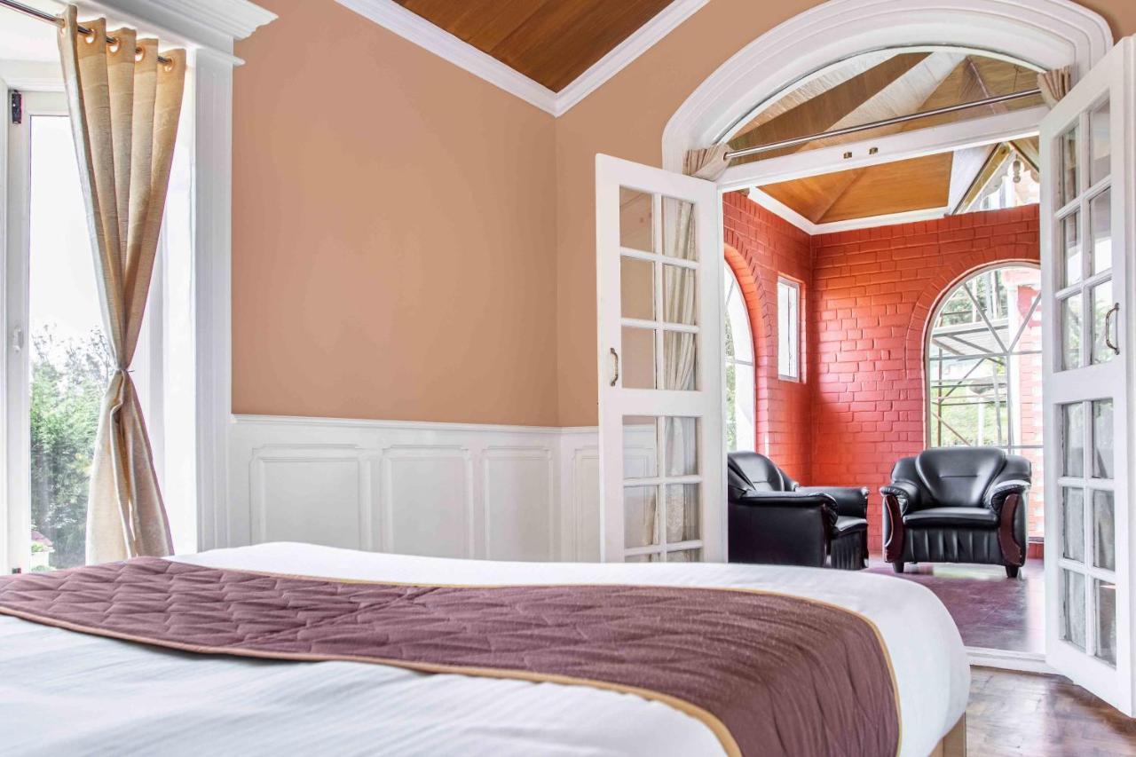 Pine View Stay Ooty Eksteriør billede