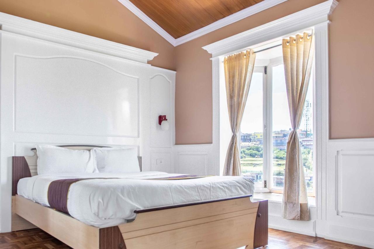 Pine View Stay Ooty Eksteriør billede