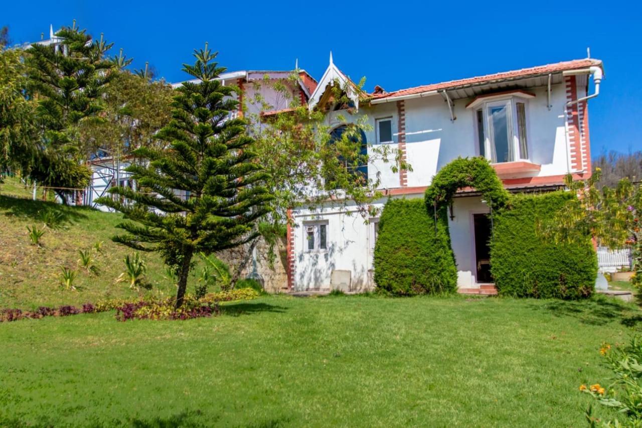 Pine View Stay Ooty Eksteriør billede